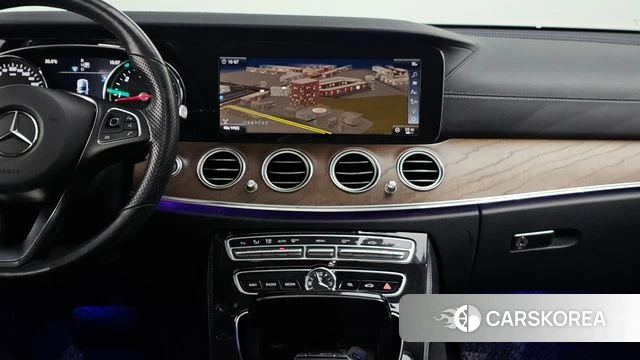 Mercedes-Benz E-Class W213 2018 Черный из Кореи, фото 5