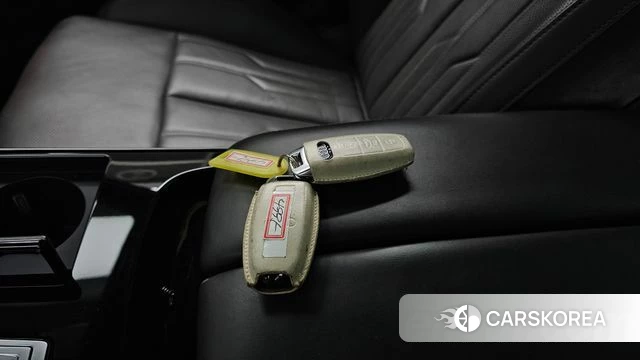 Audi A8 (D5) 2021 Черный из Кореи, фото 5