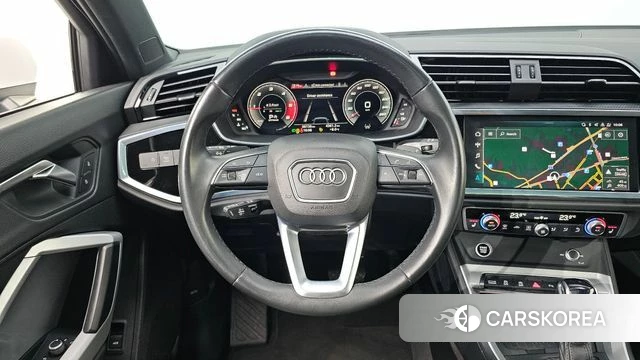 Audi Q3 (F3) 2022 Белый из Кореи, фото 5