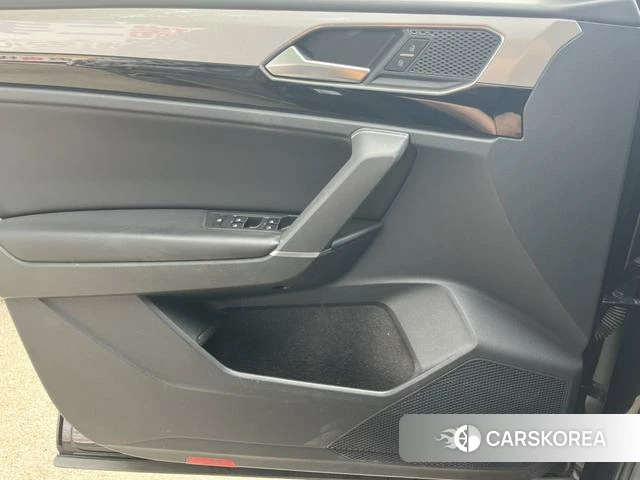 Volkswagen Tayron 2021 Черный из Китая, фото 5