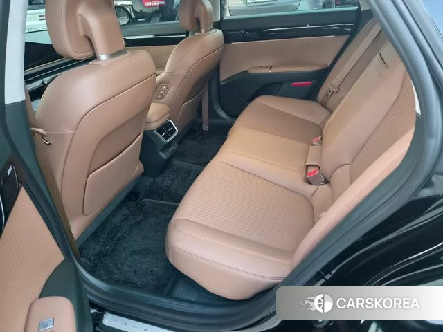 Hyundai Grandeur Hybrid (GN7) 2023 Черный из Кореи, фото 5