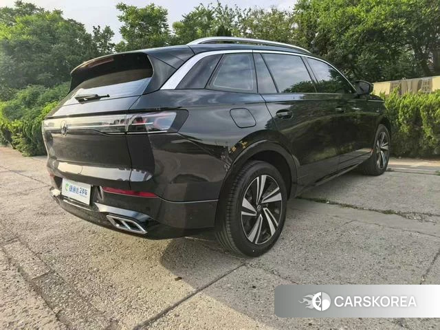 Volkswagen Tavendor 2023 Черный из Китая, фото 5