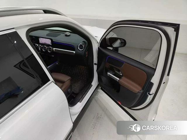 Mercedes-Benz GLB 2021 Белый из Китая, фото 5