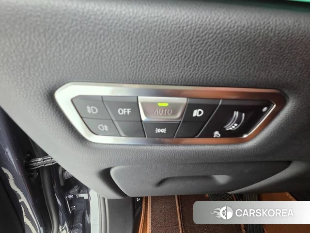 BMW X7 (G07) 2022 Серый из Кореи, фото 5