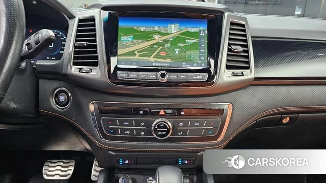 Ssangyong The New Rexton Sports Cannes 2022 Темно-зеленый из Кореи, фото 5