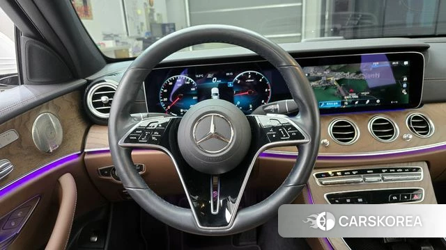 Mercedes-Benz E-Class W213 2022 Белый из Кореи, фото 5