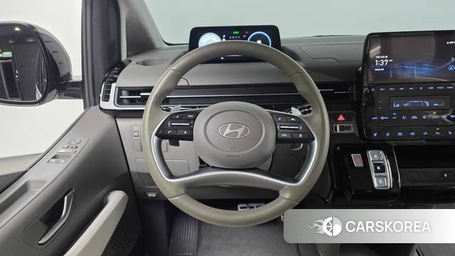 Hyundai Staria 2025 Белый из Кореи, фото 5