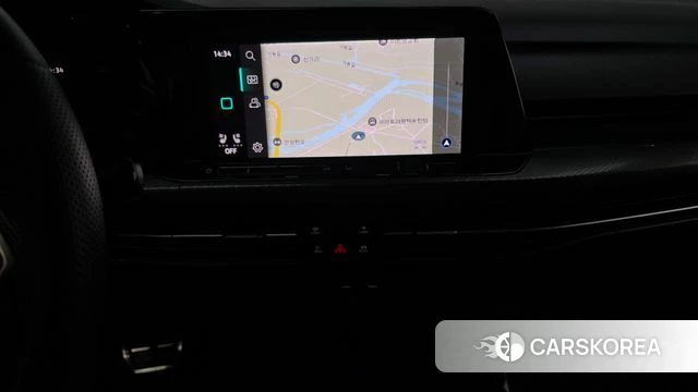 Volkswagen Golf 8th Generation 2024 Белый из Кореи, фото 5
