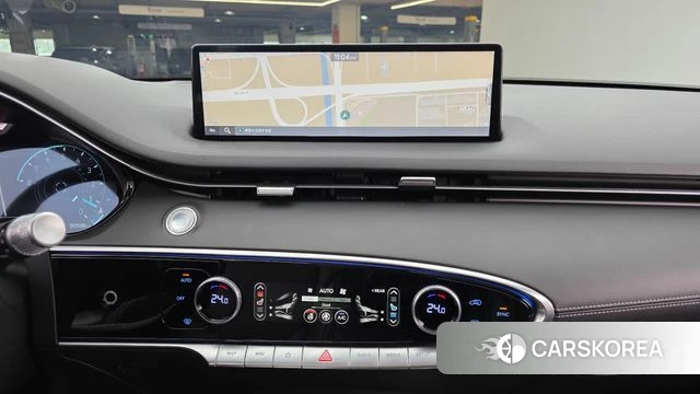 Genesis GV70 2023 Белый из Кореи, фото 5