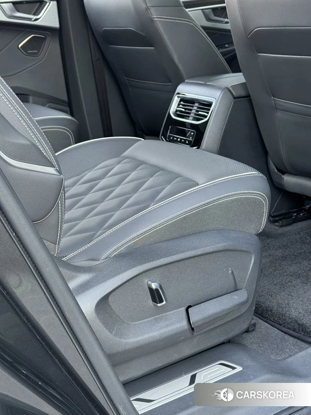 Volkswagen Talagon 2024 Темно-серый из Китая, фото 5