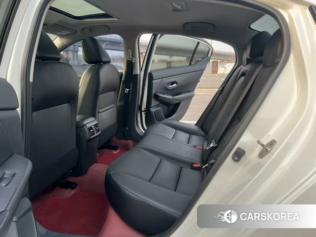 Nissan Sylphy 2021 Белый из Китая, фото 5
