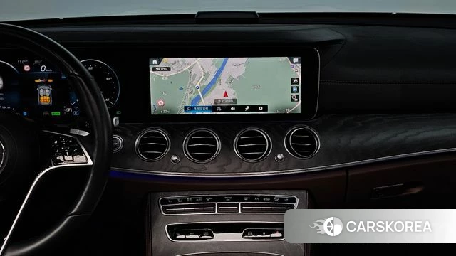 Mercedes-Benz E-Class W213 2022 Белый из Кореи, фото 5