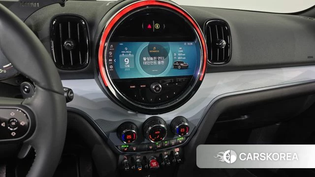 Mini Cooper S Countryman 2022 Светло-серебряный цвет из Кореи, фото 5