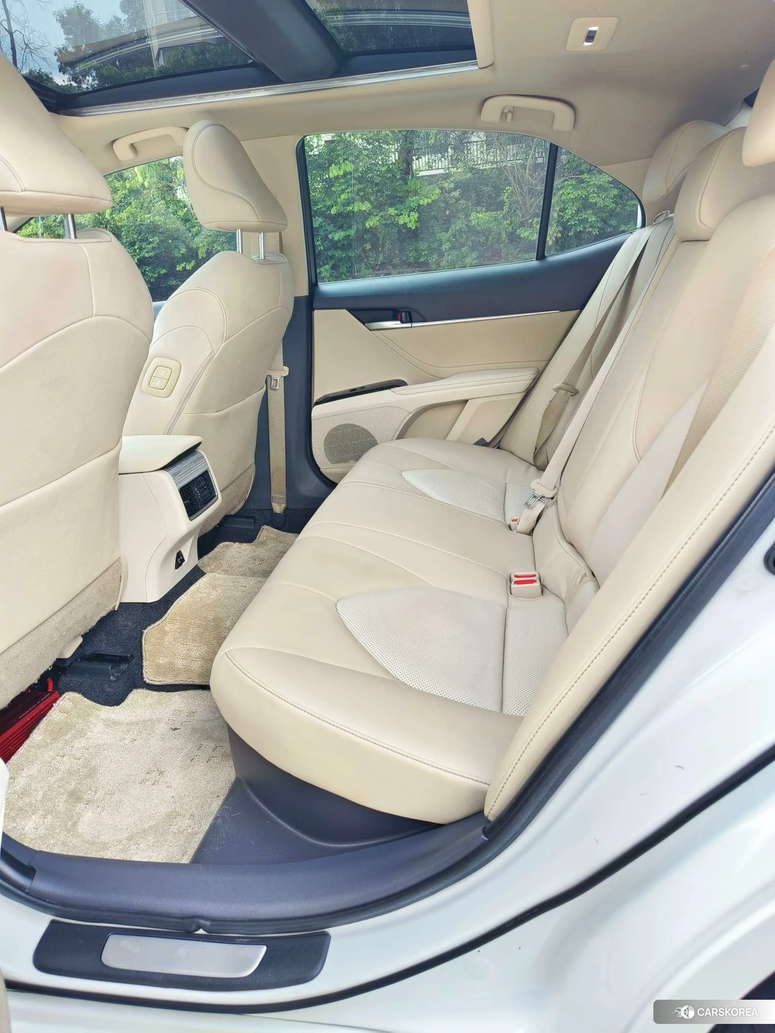 Toyota Camry 2020 Белый из Китая, фото 5