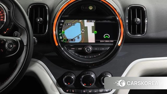 Mini Cooper S Countryman 2019 Белый из Кореи, фото 5