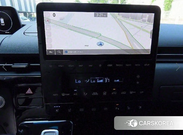 Hyundai Staria 2023 Белый из Кореи, фото 5