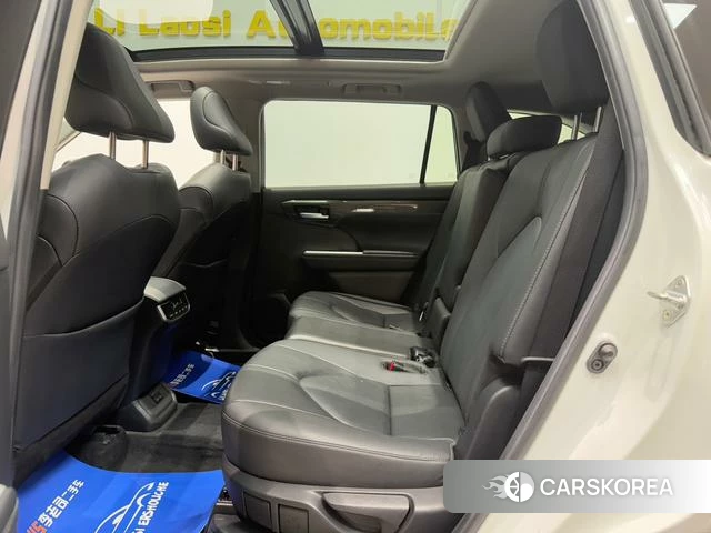 Toyota Highlander 2021 Белый из Китая, фото 5