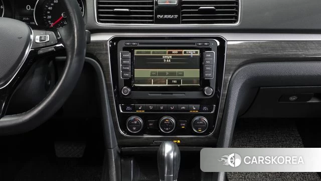 Volkswagen The New Passat 2018 Белый из Кореи, фото 5
