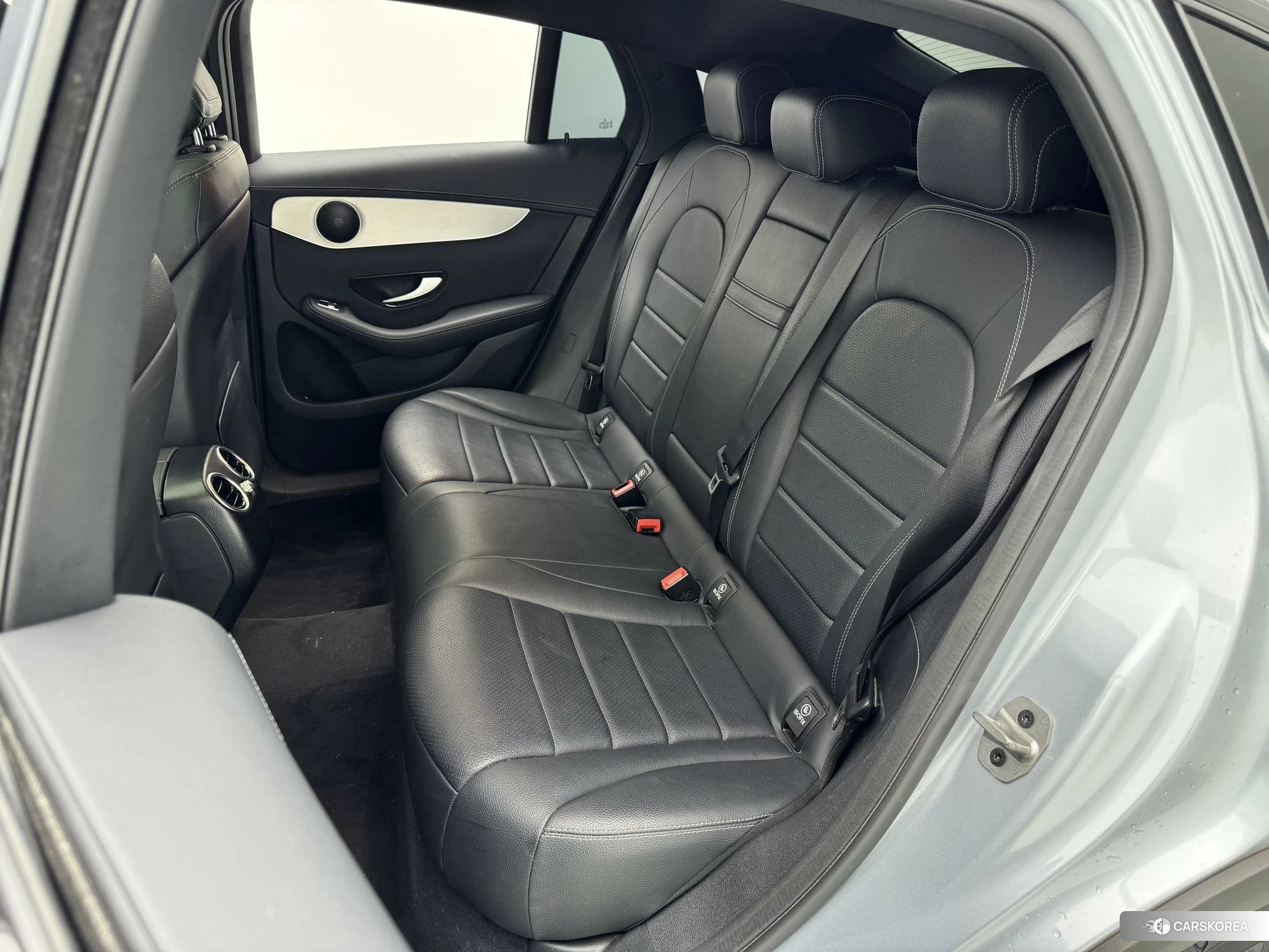 Mercedes-Benz GLC 2021 Серебристо-серый из Китая, фото 5