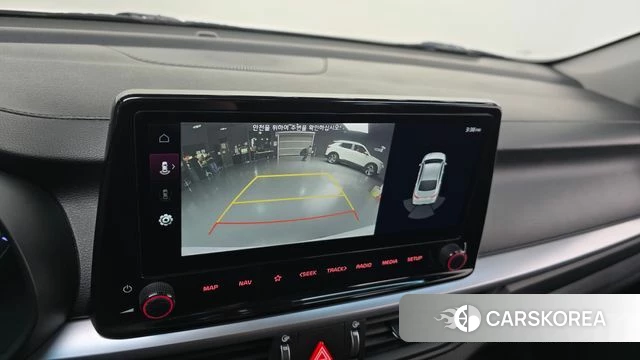 Kia The New K3 2nd generation 2023 Белый из Кореи, фото 5