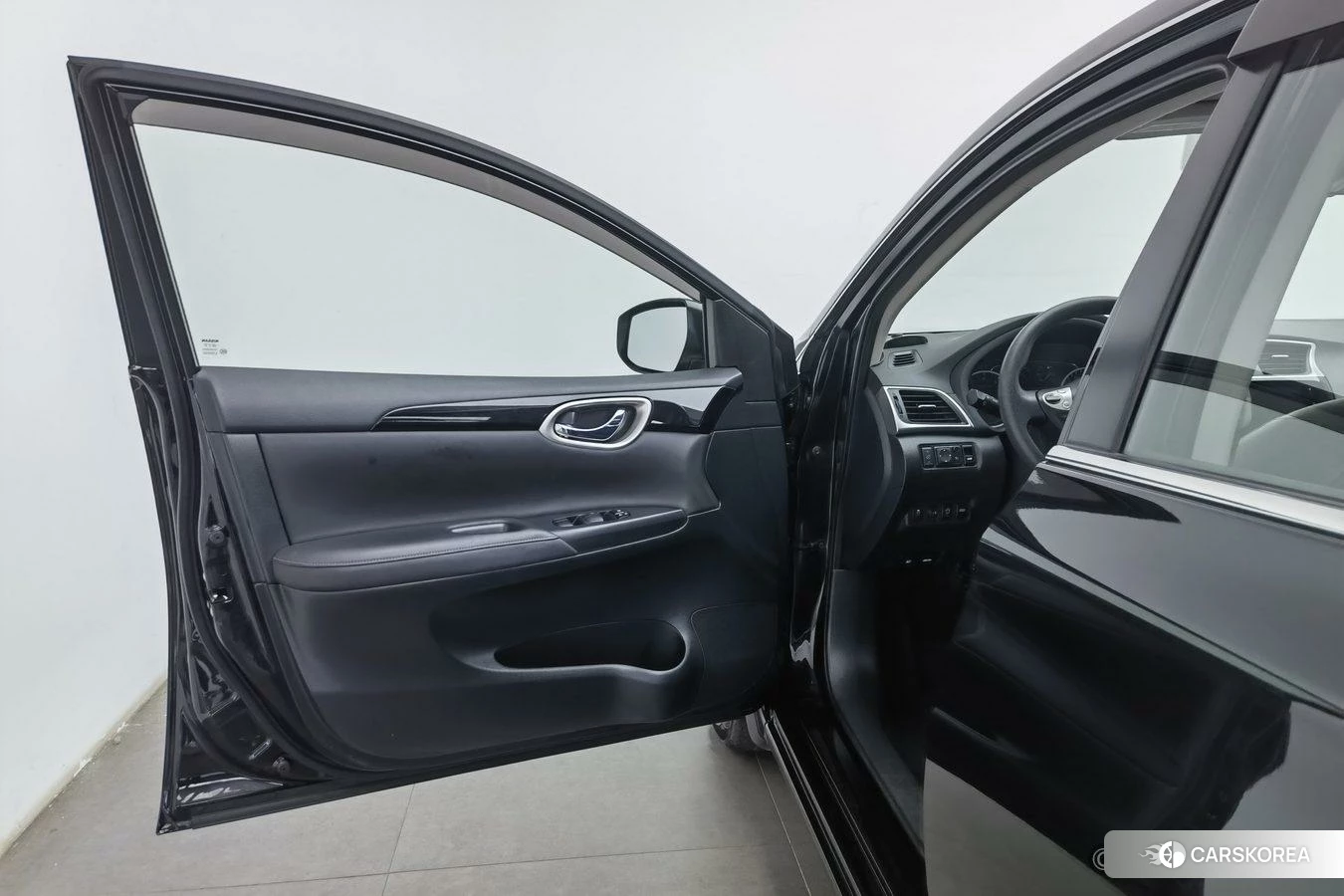 Nissan Sylphy 2020 Черный из Китая, фото 5