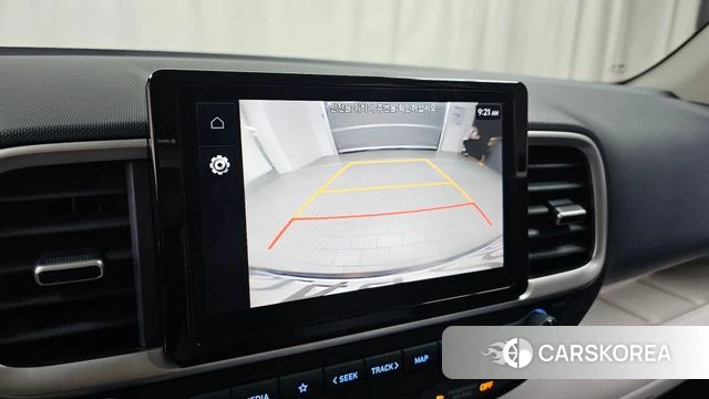 Hyundai Venue 2024 Серебристо-серый из Кореи, фото 5