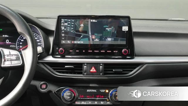 Kia The New K3 2nd generation 2022 Белый из Кореи, фото 5