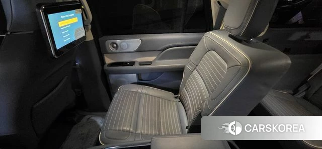 Lincoln Navigator 4th generation 2022 Черный из Кореи, фото 5