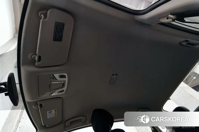 Nissan Sylphy 2024 Белый из Китая, фото 5