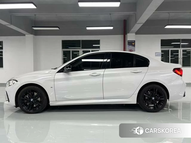 BMW 1 series 2023 Белый из Китая, фото 5