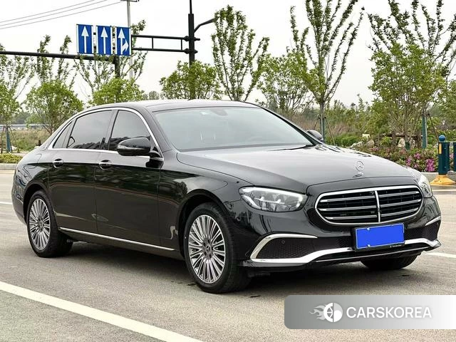 Mercedes-Benz E-Class 2023 Черный из Китая, фото 5