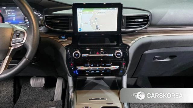 Ford Explorer 6th Generation 2022 Белый из Кореи, фото 5