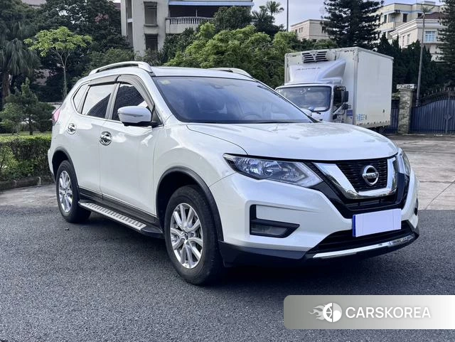 Nissan X-Trail 2021 Белый из Китая, фото 5