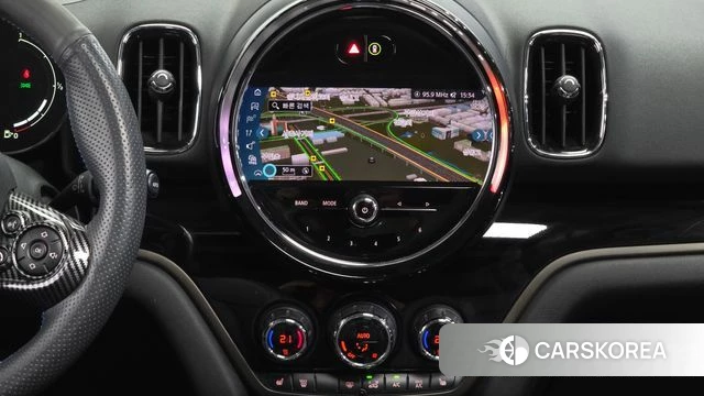 Mini Cooper D Countryman 2020 Цвет галактики из Кореи, фото 5