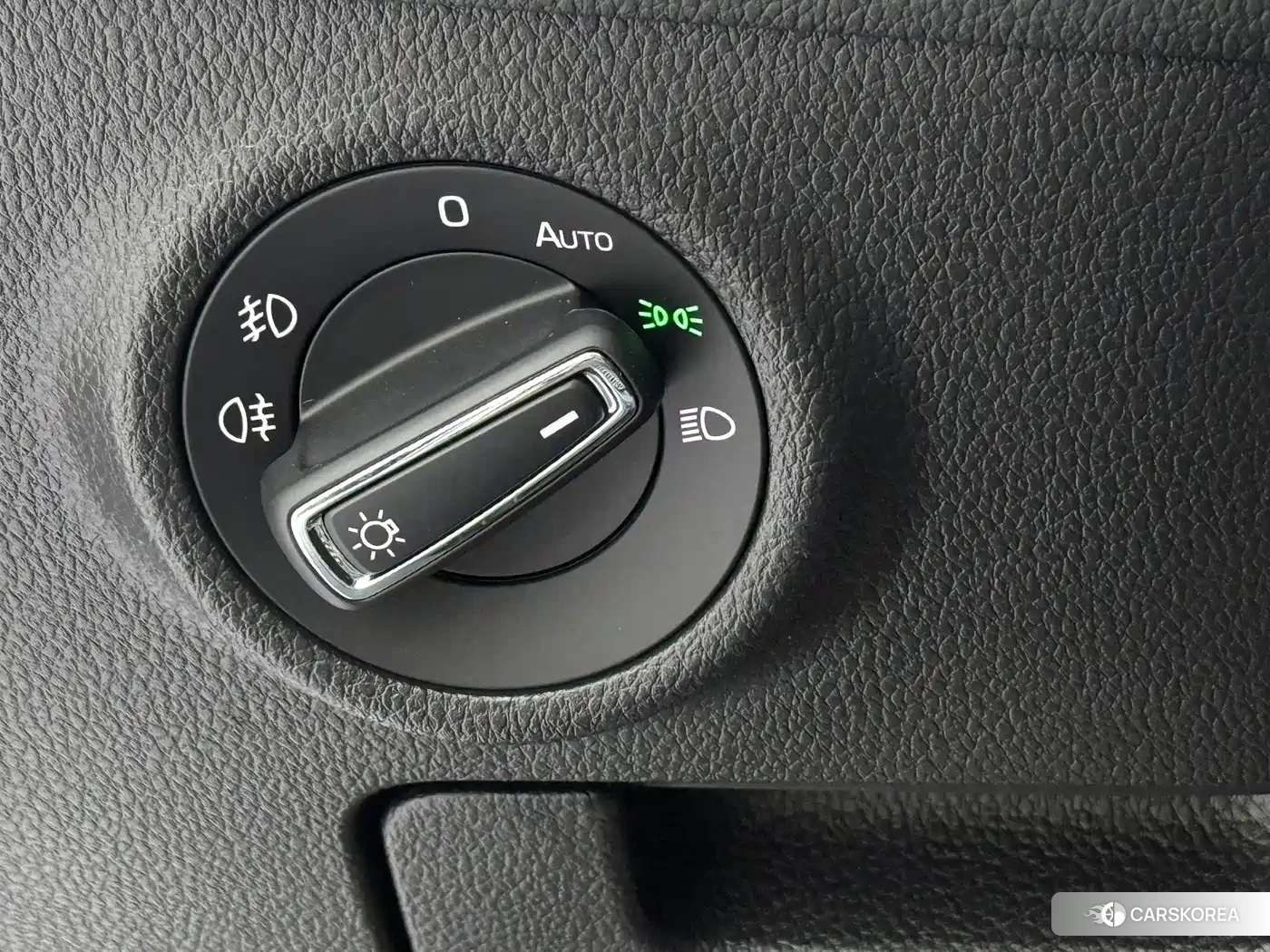 Skoda Superb 2023 Белый из Китая, фото 5