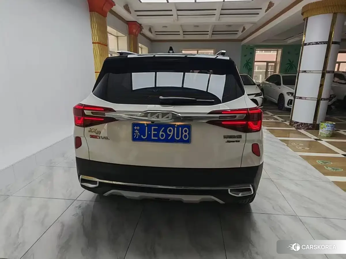 Kia KX3 2021 Белый из Китая, фото 5