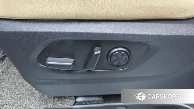 Hyundai Staria 2024 Белый из Кореи, фото 5