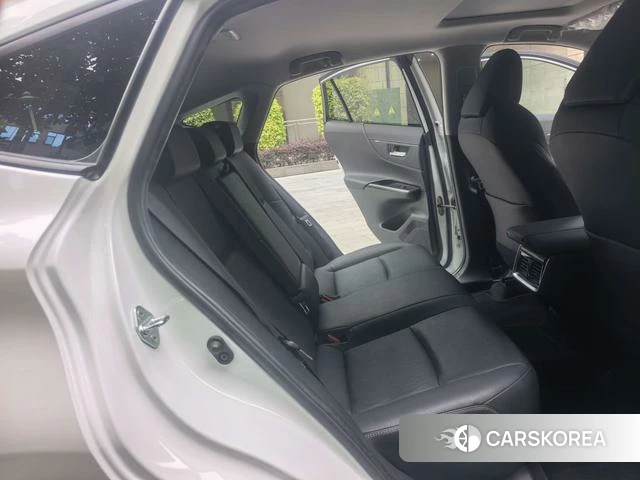 Toyota Venza 2023 Белый из Китая, фото 5