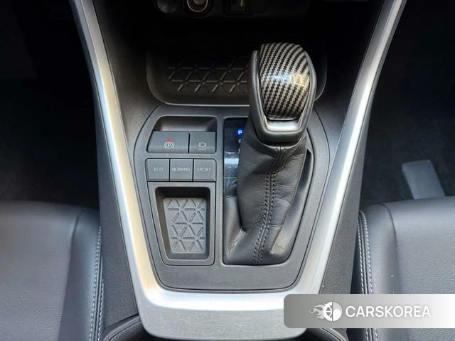 Toyota Wildlander 2022 Белый из Китая, фото 5