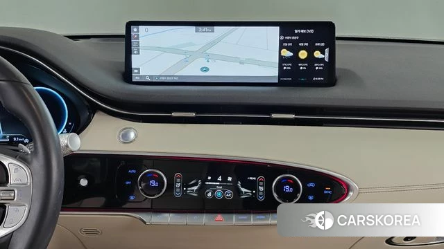 Genesis GV70 2023 Белый из Кореи, фото 5