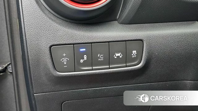 Hyundai Kona 2019 Серебристо-серый из Кореи, фото 5