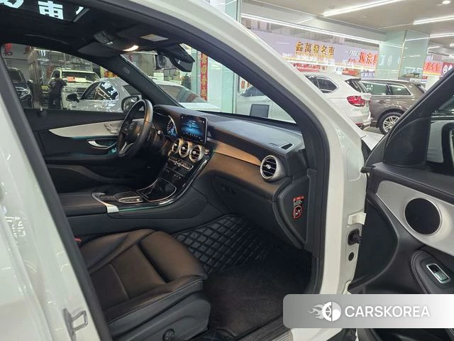Mercedes-Benz GLC 2021 Белый из Китая, фото 5