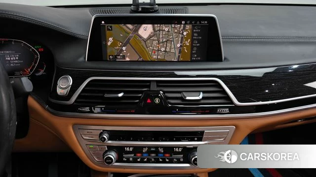 BMW 7 Series (G11) 2020 Серебряный из Кореи, фото 5