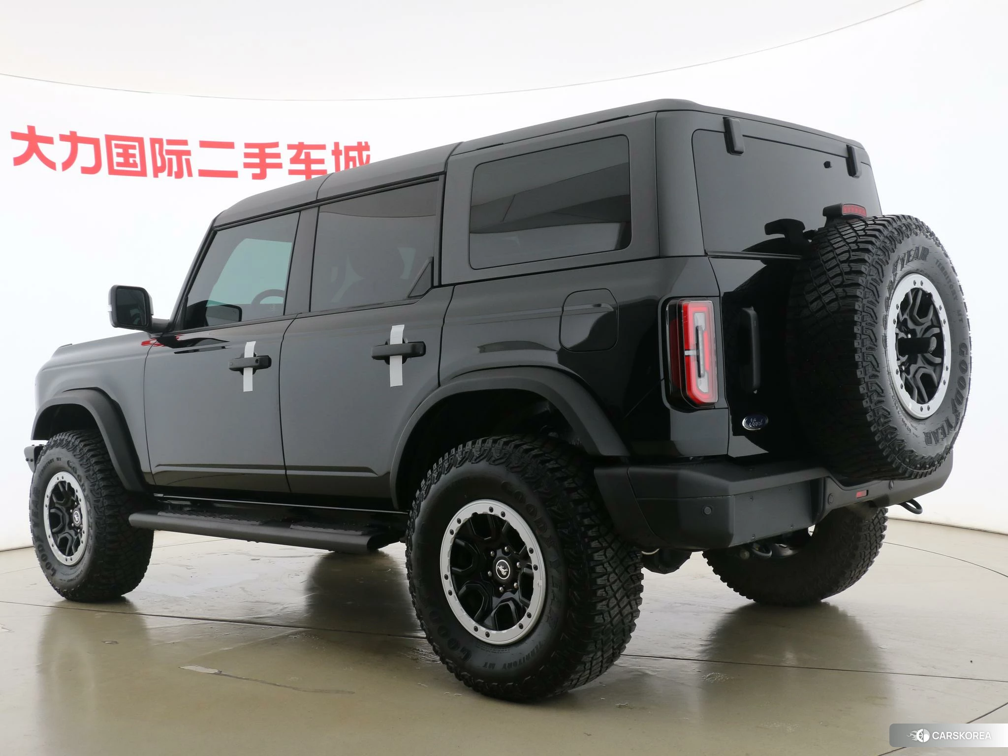 Ford Bronco 2024 Черный из Китая, фото 5
