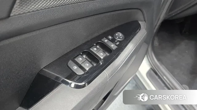 Kia Sportage 5th Generation 2022 Белый из Кореи, фото 5