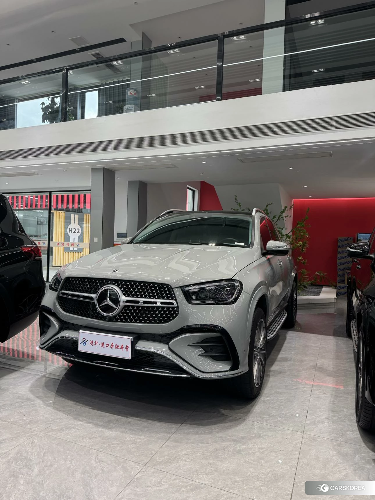 Mercedes-Benz GLE 2023 Серебристо-серый из Китая, фото 5
