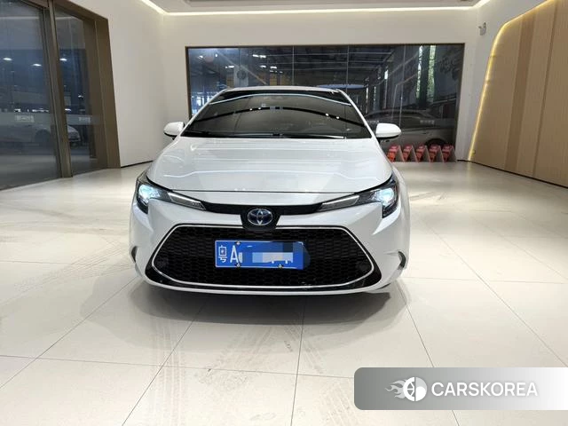 Toyota Levin 2021 Белый из Китая, фото 5