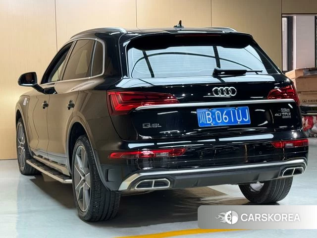 Audi Q5L 2022 Черный из Китая, фото 5