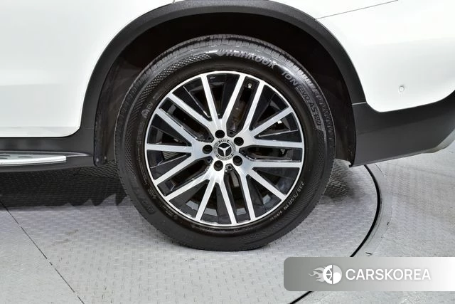 Mercedes-Benz GLC-Class X253 2021 Белый из Кореи, фото 5