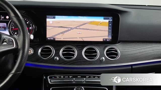Mercedes-Benz E-Class W213 2018 Черный из Кореи, фото 5